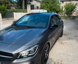 Mercedes CLA 200 Premium