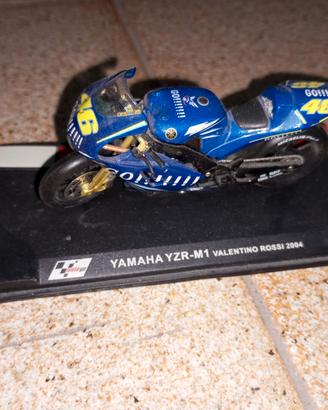 MOTO YAMAHA DI VALENTINO ROSSI