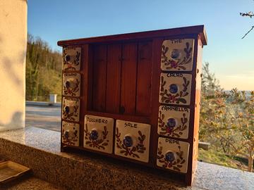 Porta spezie in ceramica e legno – stile rustico