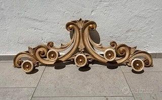 appendiabiti antico in legno