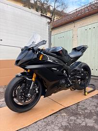 Yamaha R6 RJ27 Racebike – pari al nuovo
