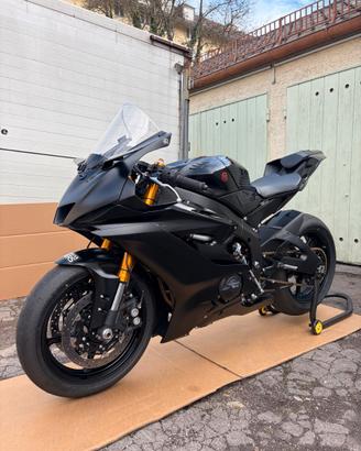 Yamaha R6 RJ27 Racebike – pari al nuovo