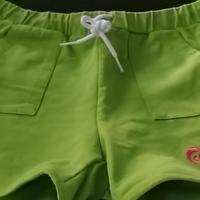 pantaloni corti sportivi