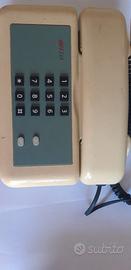 telefoni sirio, bianchi e rossi (sono 4 +)