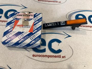 46462664 FANALINO LATERALE FRECCIA SX MODELLO " L