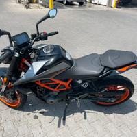 Ktm duke 390