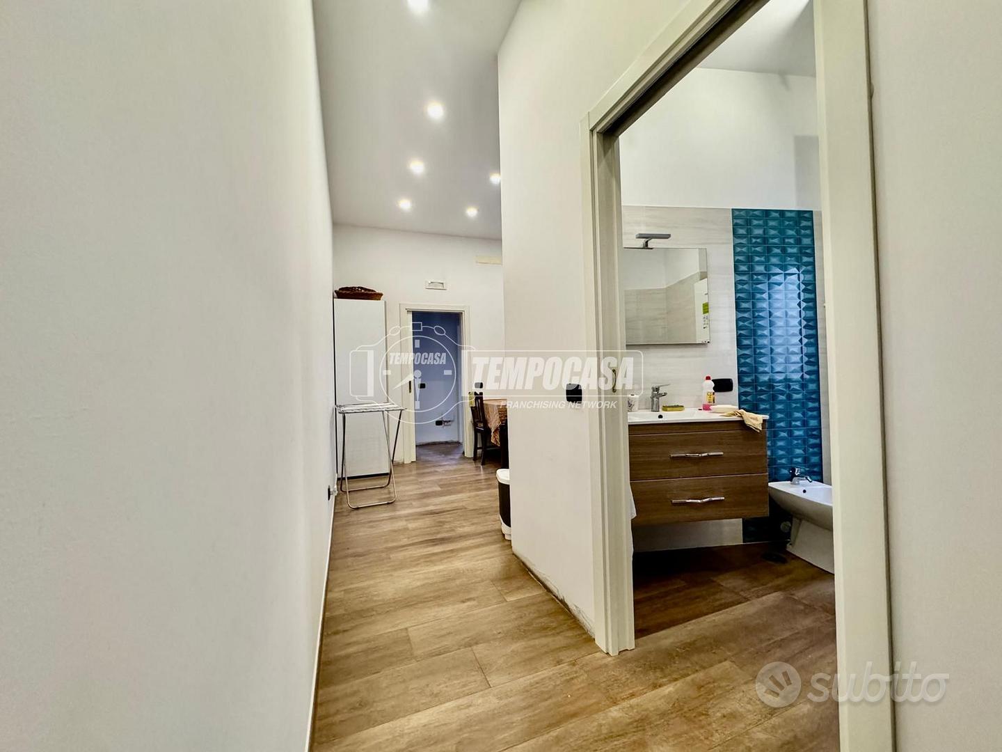 Apartment in Napoli, San Ferdinando, Municipalità 1 - Vista 2