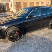 Alfa Romeo Stelvio 2.0 Turbo 200 CV AT8 Q4 Executi