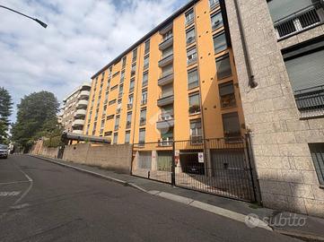 4 LOCALI A LEGNANO