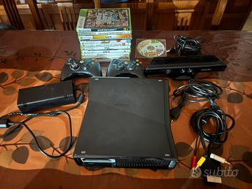 xbox360 completa con Kinect, 2 controller, 10 gioc