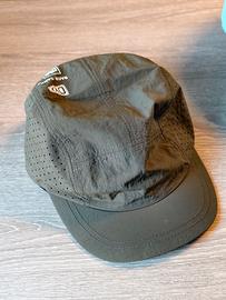 Cappellino da sole nuovo