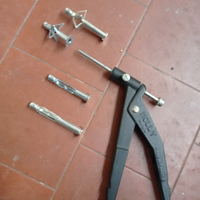 Tasselli a ragno