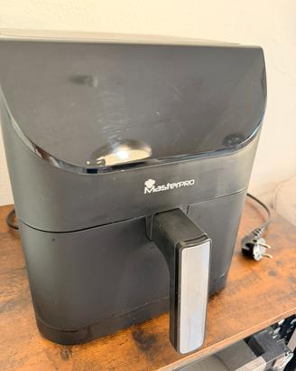 Friggitrice ad aria MasterPro 5 Litri - 30 euro