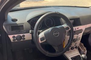 Opel astra gtc 1.3MLTJT