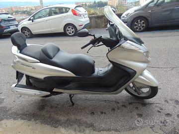 Yamaha Majesty 400 grigio anno 2004 km 24.100