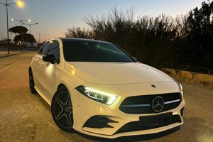 Classe A180d Automatic Premium - Full Optional