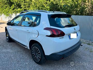 Peugeot 2008 PureTech 82 Active