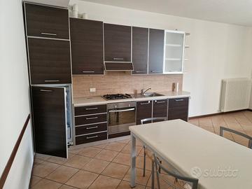 Trilocale arredato NO lavatrice