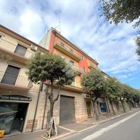 5 LOCALI A SAN GIOVANNI ROTONDO