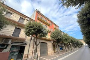 5 LOCALI A SAN GIOVANNI ROTONDO