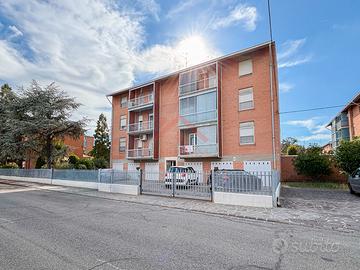 Appartamento in zona sud con tre camere