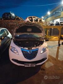 Lancia Y del 2013 disponibile per ricambi