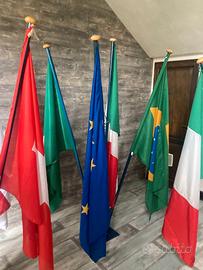 Portabandiere e bandiere varie