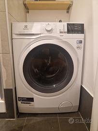 Lavasciuga Electrolux 700 8kg wash / 6 kg dry