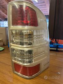 Faro posteriore destro Ford Ranger (2006-2009)