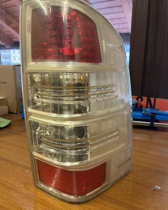 Faro posteriore destro Ford Ranger (2006-2009)