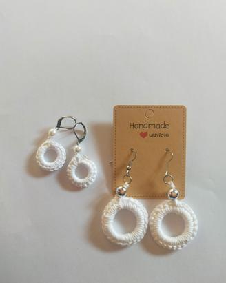 orecchini fatti a mano in puro cotone bianco 