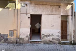 CASA SEMINDIPENDENTE A RIPOSTO