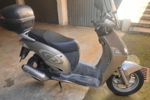 Honda 125 - 2005 leggermente trattabile
