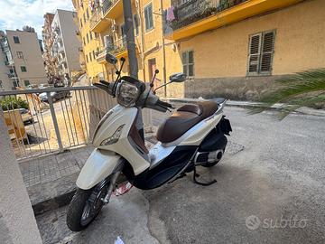 Piaggio Beverly 300 – 2014 – 23.500 km