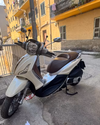 Piaggio Beverly 300 – 2014 – 23.500 km