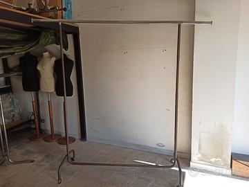 stand per abbigliamento