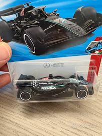 Hot wheels F1 mercedes