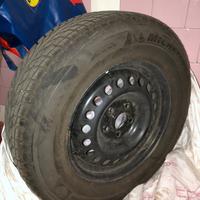 Cerchi e gomme per Mitsubishi ASX 215/70 16