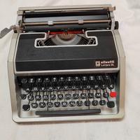 Macchina da scrivere Olivetti DL