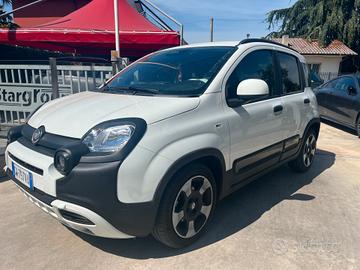 Fiat Pandina 1.0 FireFly 70 cv Hybrid Cross