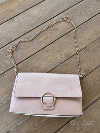 Pochette con tracolla