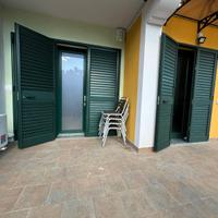 Nuovo Piano Terra a 50mt dal MARE Arredato Cortile