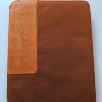 portadocumenti PIQUADRO