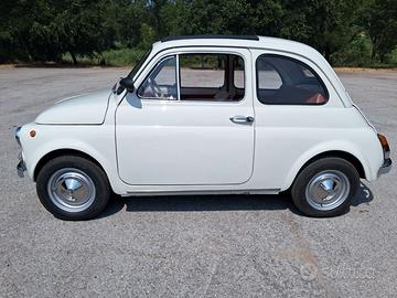 Auto d'epoca FIAT 500 F