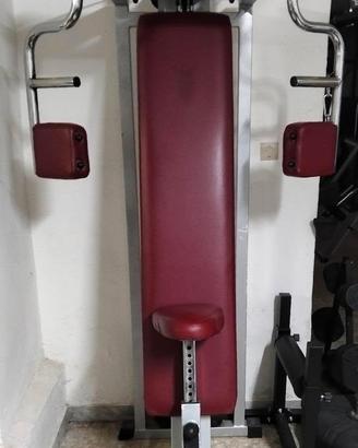 pectoral machine technogym palestra