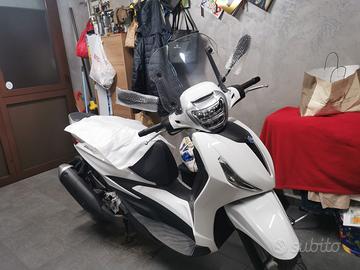 Beverly 310 nuovo km0