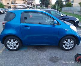 TOYOTA iQ cambio automatico - 2010 benzina
