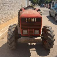 Trattore agricolo
