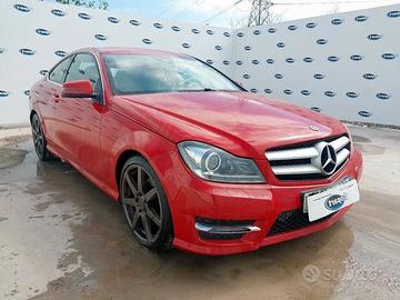 Mercedes W204 C classe COUPE 2013 pezzi di riambio