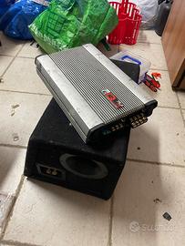 Amplificatore e woofer x auto